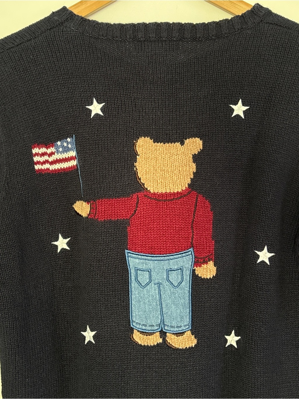 Vintage Christopher & Banks USA Bear Pullover Crewneck Small Embroidered Patriot - Picture 14 of 16